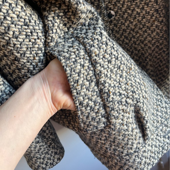 Vintage 100% Wool Coat Houndstooth Grey and Tan KAREN brand - Picture 6 of 10